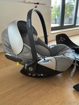 Autosedačka Cybex Cloud Z i-size Koi a Cybex Base Z - 4