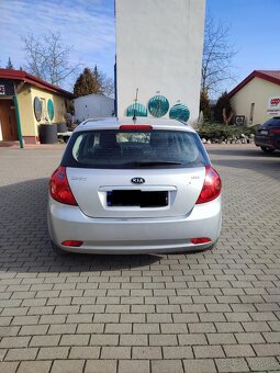 REZERVOVANÉ Kia Ceed 1.6 crdi 66kw - 4