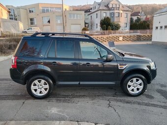 Land Rover Freelander II   r.2007  2.5 Diesel - 4