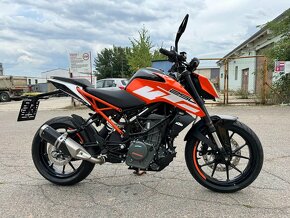 2017 KTM DUKE 250 ABS prodej na ND, naj. 7 km - 4