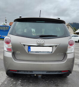 Toyota Verso 2.0 D-4D 91 kW - 4