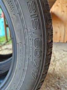 Predám pneumatiky  Nokian Tyres 215/60 R17 - 4