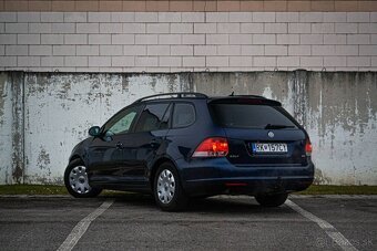 Volkswagen Golf 1.6 TDI Comfortline Modrý - 4