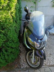 Skúter 125 piaggio x10 - 4