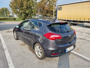 Kia Cee'd 1.4 CVVT Zlatá edícia  64 tis. km 2017 - 4