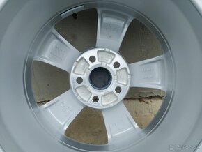 Nové zimné komplety 15" original ŠKODA RAPID, FABIA III - 4