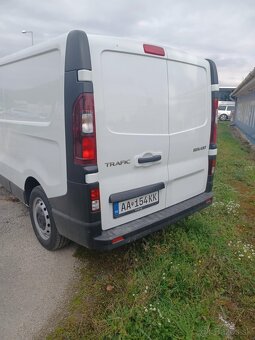 Renault Trafic Furgon L2H1P2 DCi 130 Extra - 4