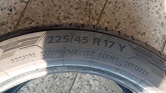 225/45 R17 Barum - 4