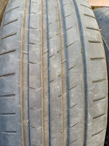 195/65R15 Vredestein - 4