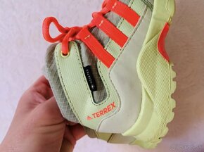 Topanky Terrex Adidas 24 - 4