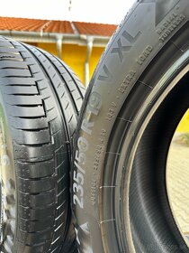 Letné pneu Continental Premium Contact6 235/50 R19 V XL - 4