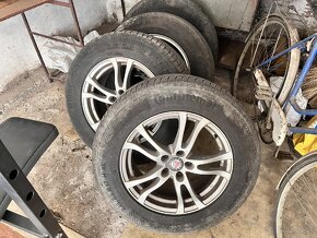 235/65R17 ALU - 4