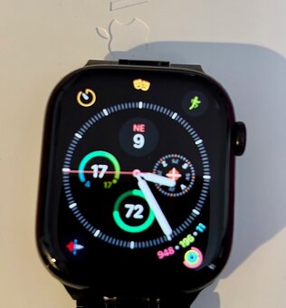 Predám Apple Watch  seria 6 - 4