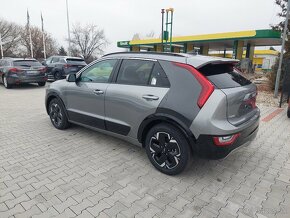 Kia Niro EV Platinum 150kw 74KWH - 4