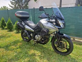 Suzuki DL650 V Strom - 4