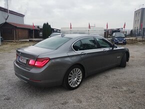 BMW Rad 7 730d  X DRIVE - 4