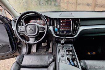 Volvo XC60 T5 - 4