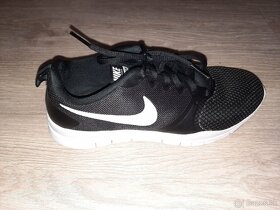 Tenisky Nike vel. 37.5 vhodne do telocvicne - 4