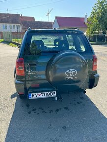 Rozpredam Toyota Rav4 2.0D 85kw 2003 - 4