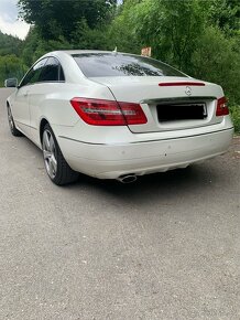 Mercedes benz coupe - 4