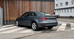 Audi A3 sedan 35 2.0 TDI Sport S tronic - 4