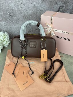 MiuMiu kabelky - 4