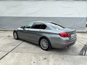 BMW 530d xdrive Luxury - 4