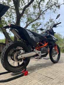 KTM 690 ENDURO R - 4