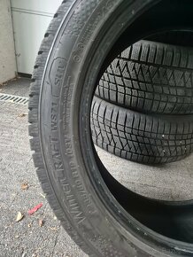 pneumatiky KUMHO wintercraft W371 235/50 R19 - 4