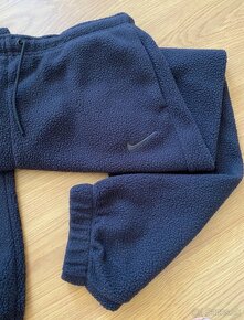 Nike sherpa tepláky teddy nike sherpa sweatpants thermo swea - 4