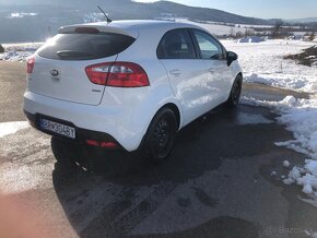 KIA Rio 1.4crdi 2014 - 4