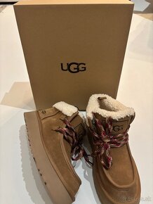 Ugg - 4