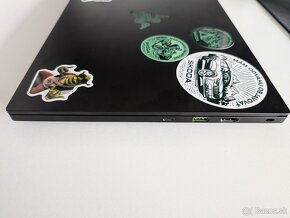 Predám Razer Blade 14 2021 vo vynikajúcom stave - 4