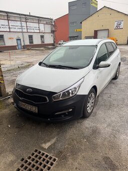 KIA Ceed SW - 4