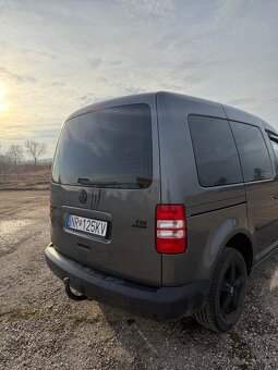 VW Caddy 1.6Tdi +servisná knižka - 4