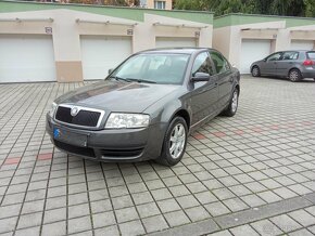 Škoda Superb 1.9tdi 96 kw r.v 2004 - 4