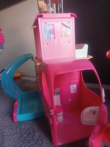 Barbie karavan - 4