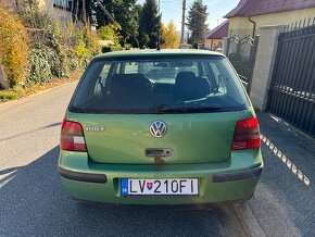 Volkswagen Golf 1.4 - 4