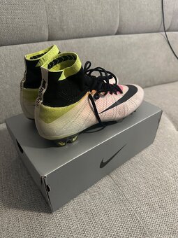 NIKE MERCURIAL SUPERFLY - 4