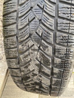 Zimné pneu 215/65 R17 - 4