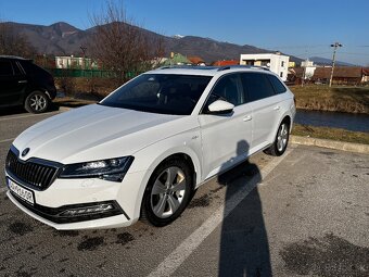 Škoda Superb Combi 2.0 TDi 140 kW , 4x4 Laurin Klement - 4