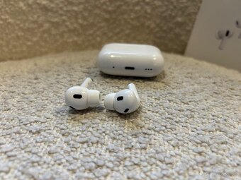 AirPods pro 2. Generácie Lightning - 4