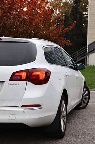 OPEL ASTRA J 1.4 BENZÍN Combi - 4