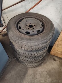 Zimne pneu na diskoch Fabia 165/70r14 - 4