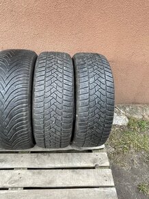 Zimné 215/60 R16 4x=100€ - 4