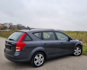 Kia Ceed 1.4 16V 66KW/90PS R.V.02/2011 - 4