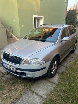 Škoda Octavia Combi 2 - 4