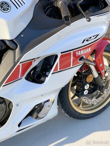 Yamaha R7 60th anniversary nejazdená moto 2022 - 4