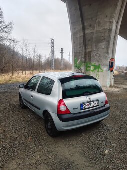 Renault Clio 2 - 4