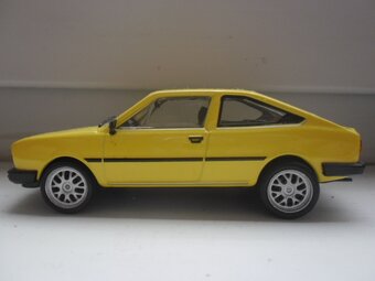 DeAGOSTINI škoda Garde 1:43 - 4